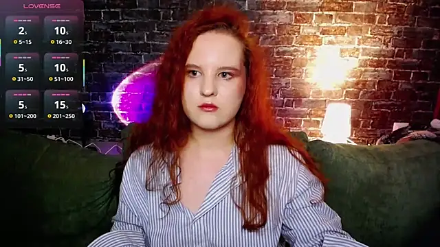 FlowerOfFreedom  online show from 12/19/25, 07:10