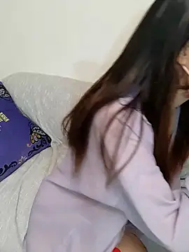 Lu Nana online show from 02/22/25, 04:09