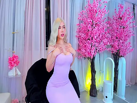 Sophi Jonnes online show from 04/01/26, 10:49