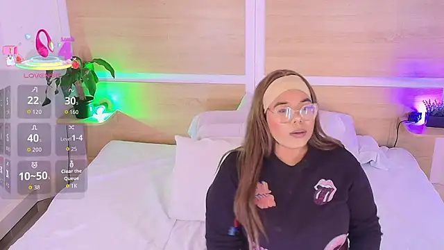  nickypurple  online show from 02/02/26, 07:12