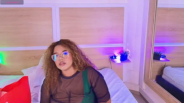  nickypurple  online show from 02/11/26, 07:08