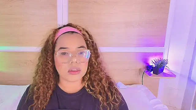  nickypurple  online show from 02/23/26, 07:00