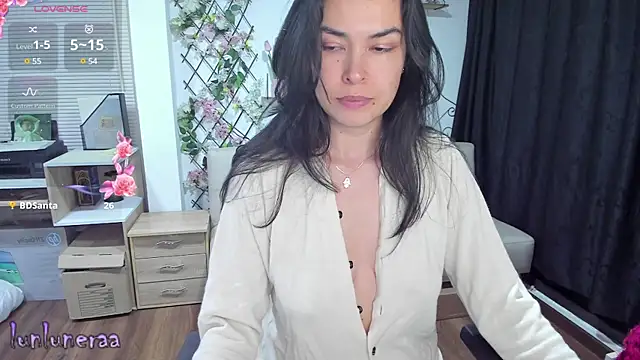 Lunlunera online show from 02/25/25, 06:14