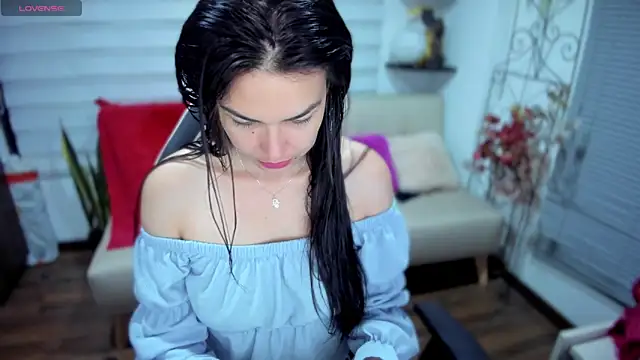 Lunlunera online show from 12/23/25, 04:10