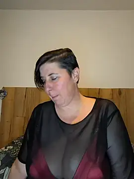 Snapshot of Evalibertinesexy chatting on 03/04/25, 08:05 Evalibertinesexy online show from 03/04/25, 08:05