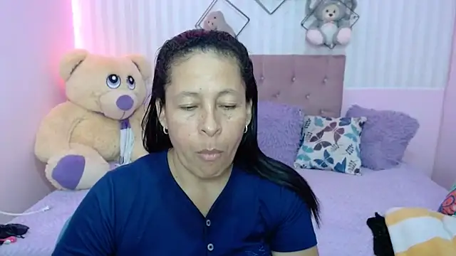 mature martina online show from 11/14/25, 09:57