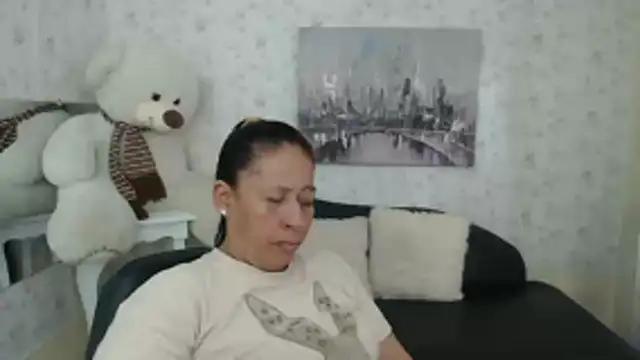 Snapshot of mature_martina chatting on 04/28/26, 08:58 mature martina online show from 04/28/26, 08:58