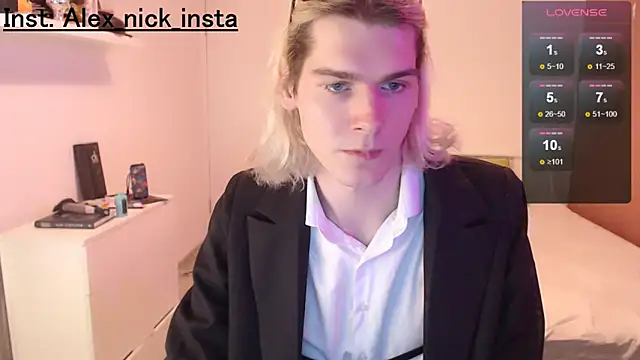 Alex Nick  online show from 02/18/25, 08:03
