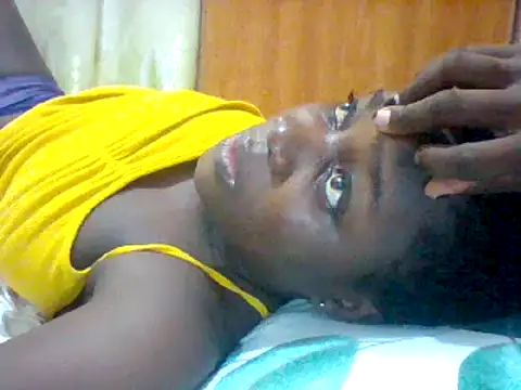 Snapshot of Alessandrajenna chatting on 02/19/25, 09:03 Alessandrajenna online show from 02/19/25, 09:03