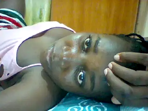 Snapshot of Alessandrajenna chatting on 03/07/25, 06:33 Alessandrajenna online show from 03/07/25, 06:33