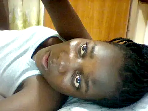 Snapshot of Alessandrajenna chatting on 03/11/25, 11:26 Alessandrajenna online show from 03/11/25, 11:26