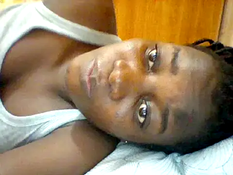 Snapshot of Alessandrajenna chatting on 03/19/25, 12:23 Alessandrajenna online show from 03/19/25, 12:23