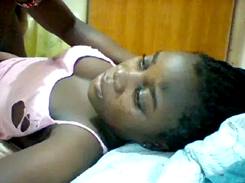 Snapshot of Alessandrajenna chatting on 03/22/25, 09:10 Alessandrajenna online show from 03/22/25, 09:10