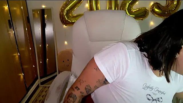 bigbooty-30 online show from 01/05/25, 01:35