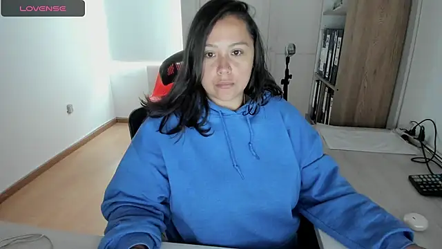 bigbooty-30 online show from 11/19/25, 11:10