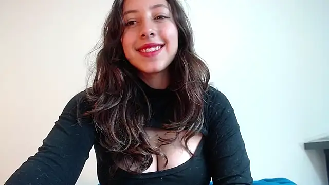 Snapshot of kute_Aliz chatting on 03/20/25, 01:13 kute Aliz online show from 03/20/25, 01:13