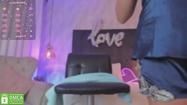 kataliina   online show from 03/06/25, 11:58