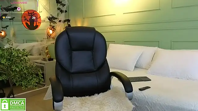 kataliina   online show from 10/16/25, 11:44