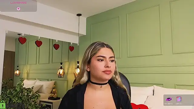 kataliina   online show from 02/05/26, 11:48