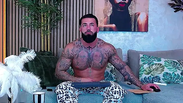 masterkingofmusclee online show from 06/25/26, 08:08