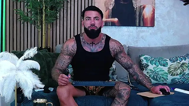 masterkingofmusclee online show from 07/20/26, 08:17