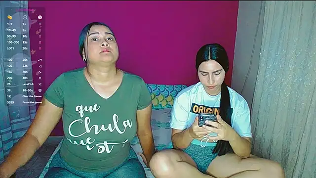 Snapshot of violeta_rous chatting on 01/16/25, 06:25 violeta rous online show from 01/16/25, 06:25