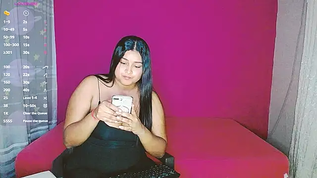 Snapshot of violeta_rous chatting on 03/01/25, 02:48 violeta rous online show from 03/01/25, 02:48