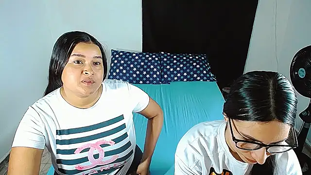 Snapshot of violeta_rous chatting on 09/10/25, 12:32 violeta rous online show from 09/10/25, 12:32