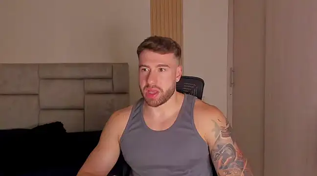 Snapshot of paul_rogerr chatting on 01/11/25, 01:16 paul rogerr online show from 01/11/25, 01:16