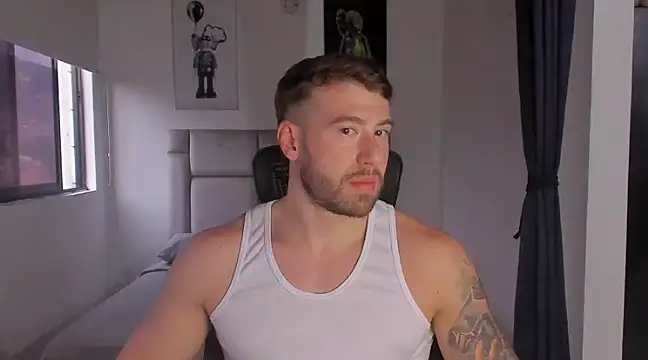 Snapshot of paul_rogerr chatting on 02/24/25, 10:03 paul rogerr online show from 02/24/25, 10:03