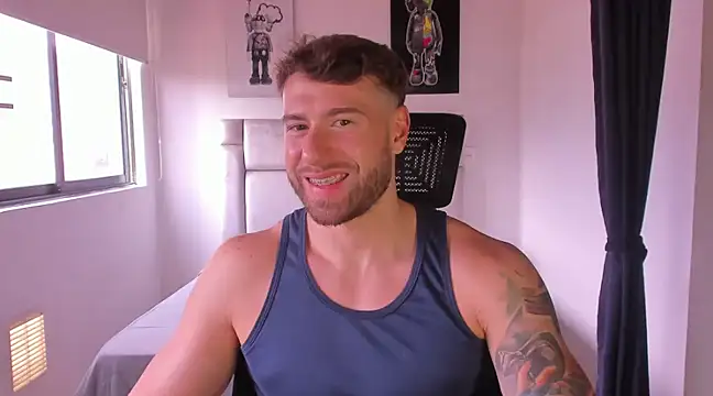 Snapshot of paul_rogerr chatting on 03/04/25, 04:52 paul rogerr online show from 03/04/25, 04:52