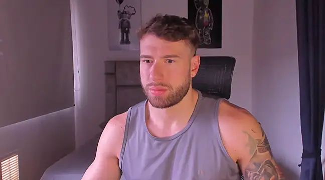 Snapshot of paul_rogerr chatting on 03/09/25, 01:04 paul rogerr online show from 03/09/25, 01:04