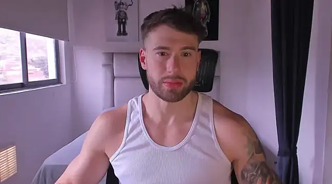 Snapshot of paul_rogerr chatting on 03/10/25, 05:29 paul rogerr online show from 03/10/25, 05:29