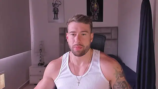 Snapshot of paul_rogerr chatting on 10/01/25, 06:25 paul rogerr online show from 10/01/25, 06:25