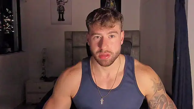 Snapshot of paul_rogerr chatting on 10/08/25, 01:03 paul rogerr online show from 10/08/25, 01:03