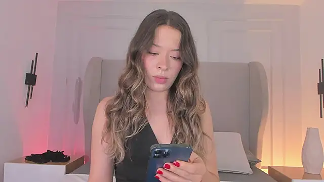 chloe d online show from 11/26/25, 01:01