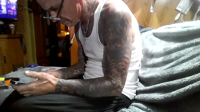 deepstroker42071 online show from 04/02/26, 02:53