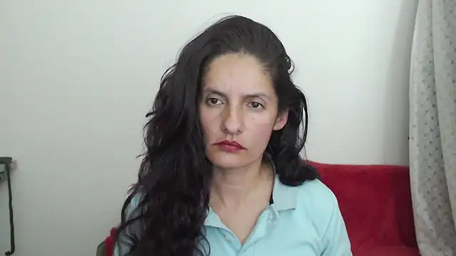 catalina duran1 online show from 12/23/25, 05:05