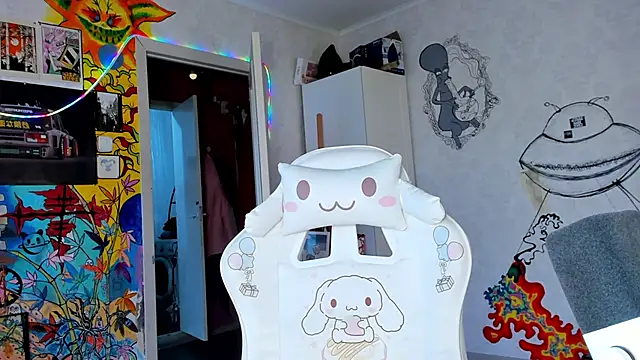 Sunny Mouse  online show from 03/20/25, 02:10