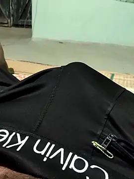 Snapshot of SILENT_FUCKER_01 chatting on 02/18/25, 02:49 SILENT FUCKER 01 online show from 02/18/25, 02:49