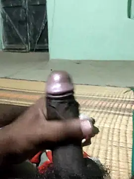 Snapshot of SILENT_FUCKER_01 chatting on 03/20/25, 05:04 SILENT FUCKER 01 online show from 03/20/25, 05:04