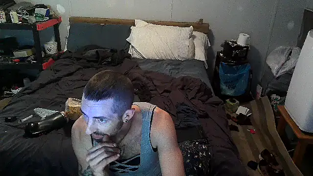 Bi curious86 online show from 10/03/25, 09:45