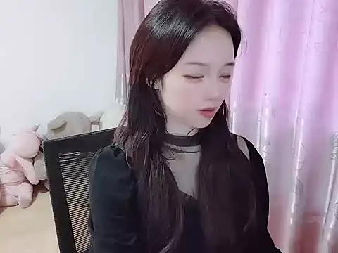 wwcc123 online show from 10/23/25, 03:28