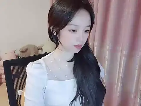 wwcc123 online show from 11/11/25, 04:07