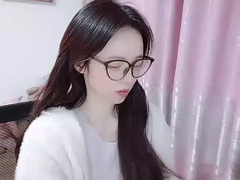 wwcc123 online show from 12/23/25, 03:59