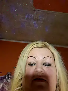 Snapshot of ducicsajsziii chatting on 01/15/25, 07:55 ducicsajsziii online show from 01/15/25, 07:55