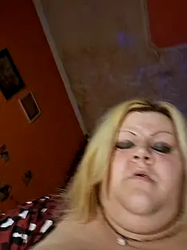 Snapshot of ducicsajsziii chatting on 02/21/25, 08:49 ducicsajsziii online show from 02/21/25, 08:49