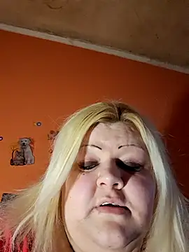 Snapshot of ducicsajsziii chatting on 03/18/25, 12:14 ducicsajsziii online show from 03/18/25, 12:14