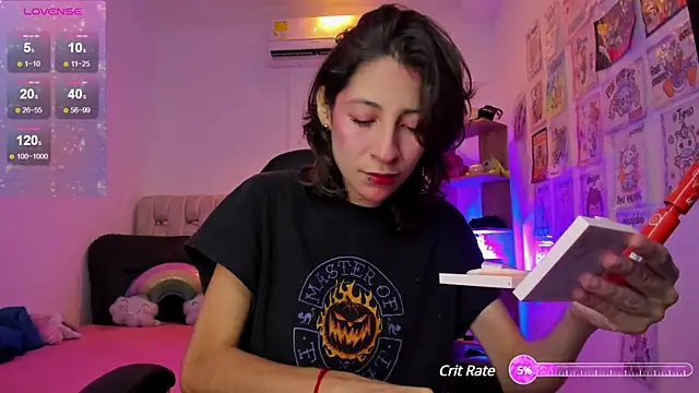 Snapshot of Gorgeous_Team chatting on 03/03/25, 08:11 Gorgeous Team online show from 03/03/25, 08:11