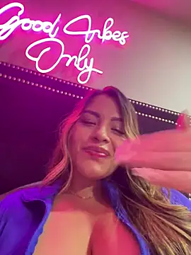sexyyykloee online show from 06/22/26, 03:25